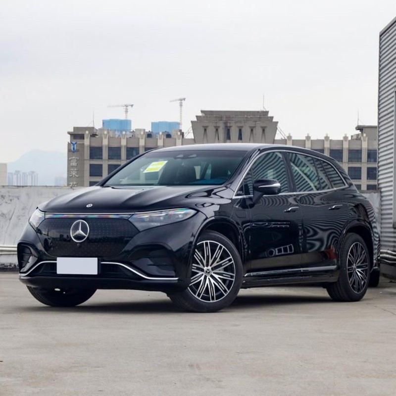 Mercedes EQs SUV